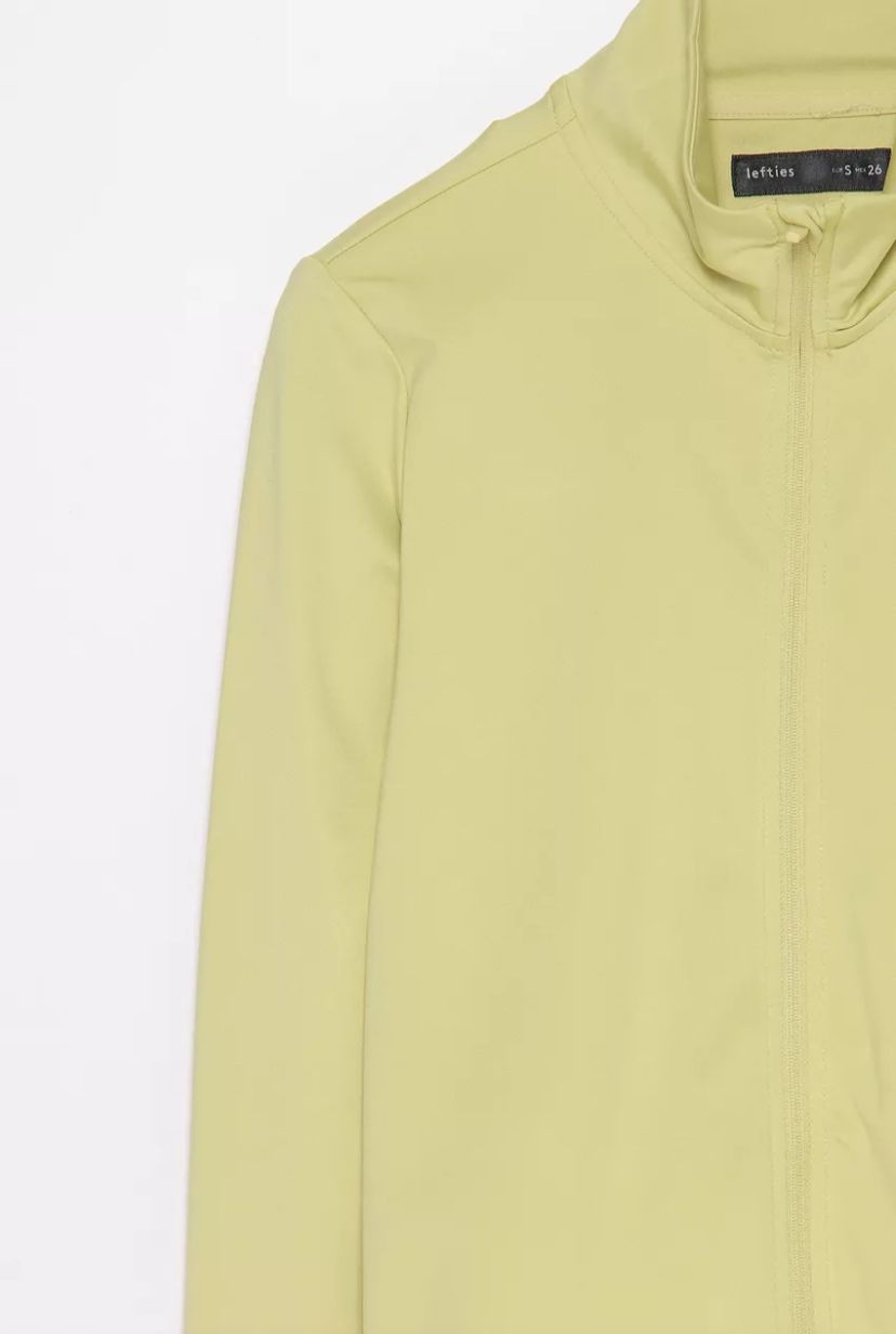 Chaqueta deportiva cropped
